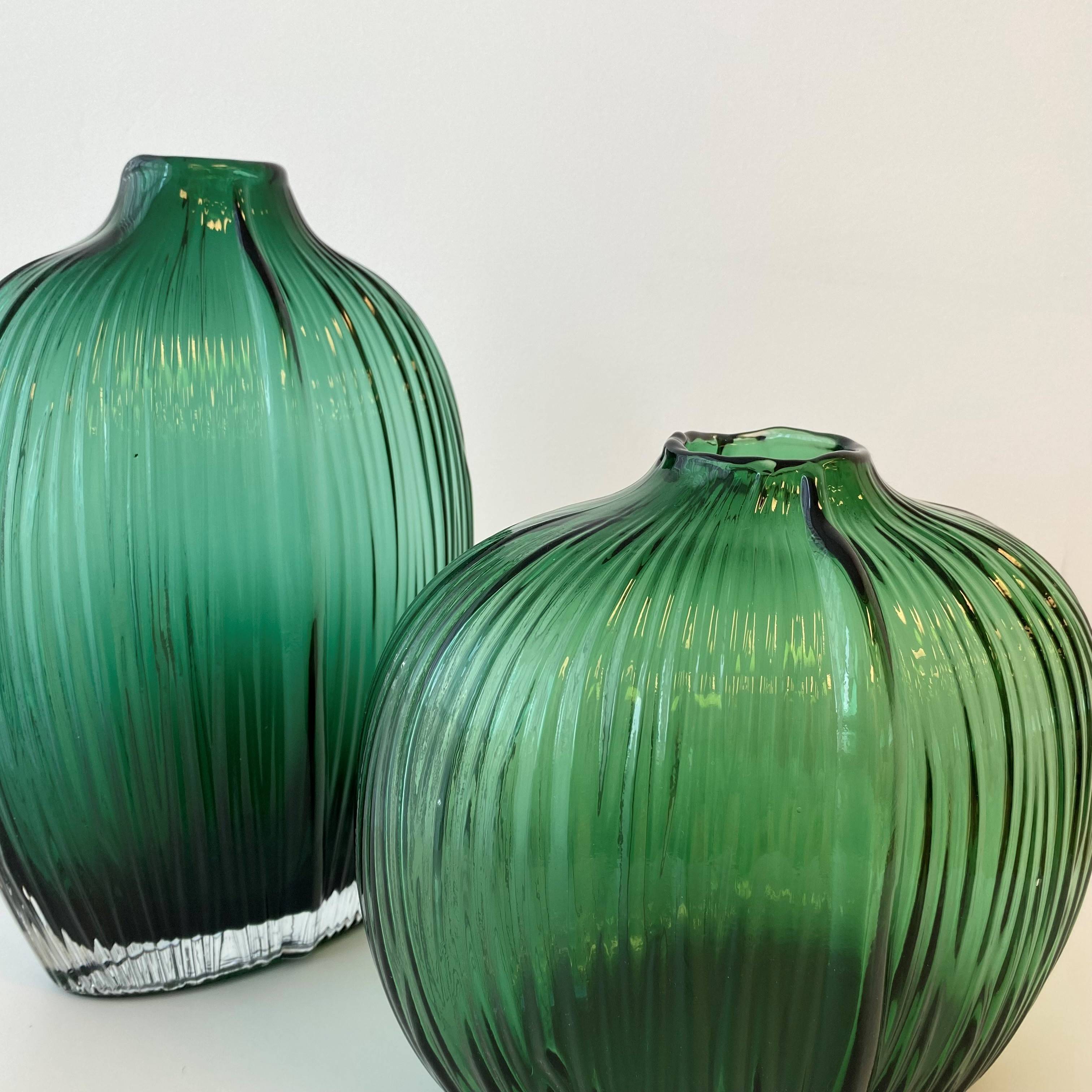 Fleur Shoulder Glass Vase - Small Emerald 23x15x21 cm