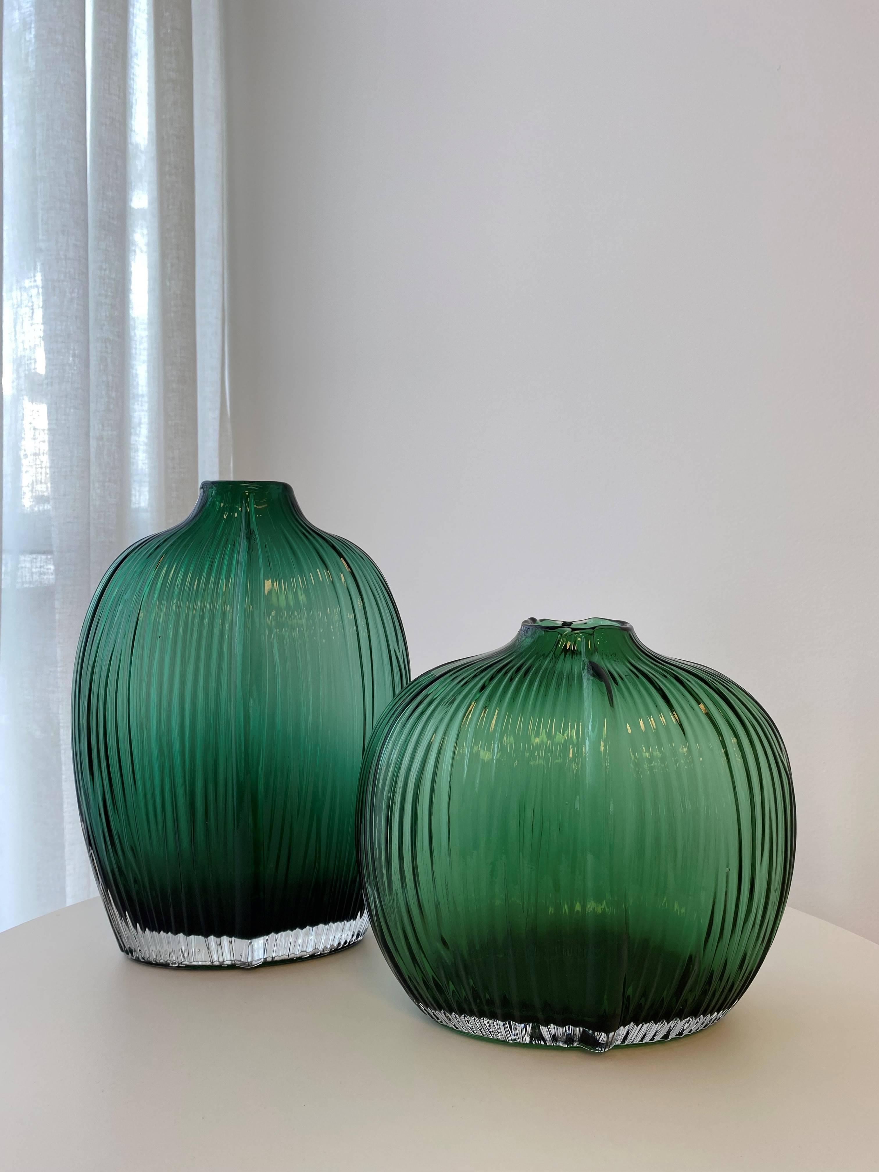 Fleur Shoulder Glass Vase - Small Emerald 23x15x21 cm