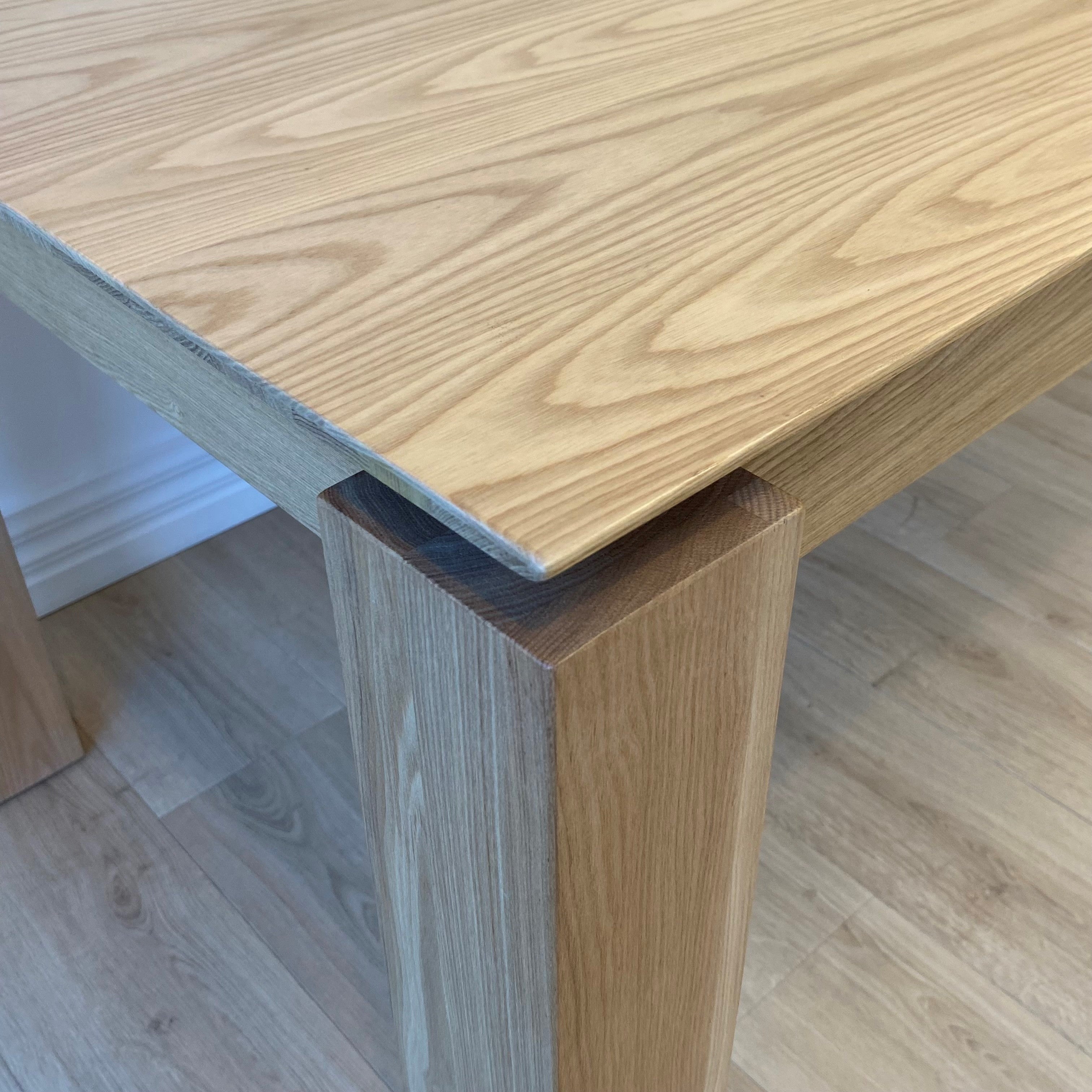 Nova Modern Oak Dining Table 200x90x77 cm