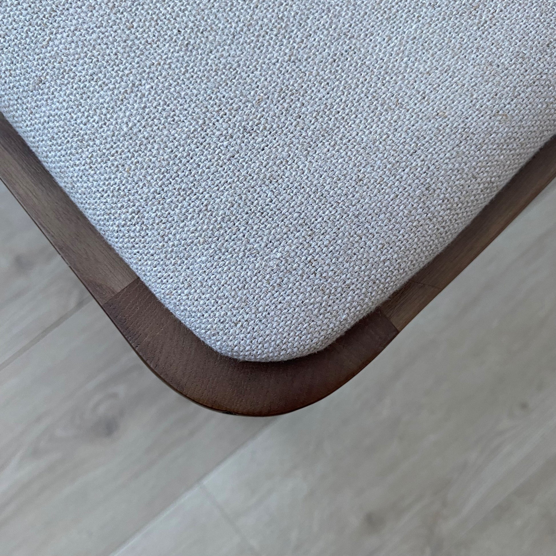 Peyton Dining Chair, Linen Fabric, Walnut Frame 50x59x84 cm