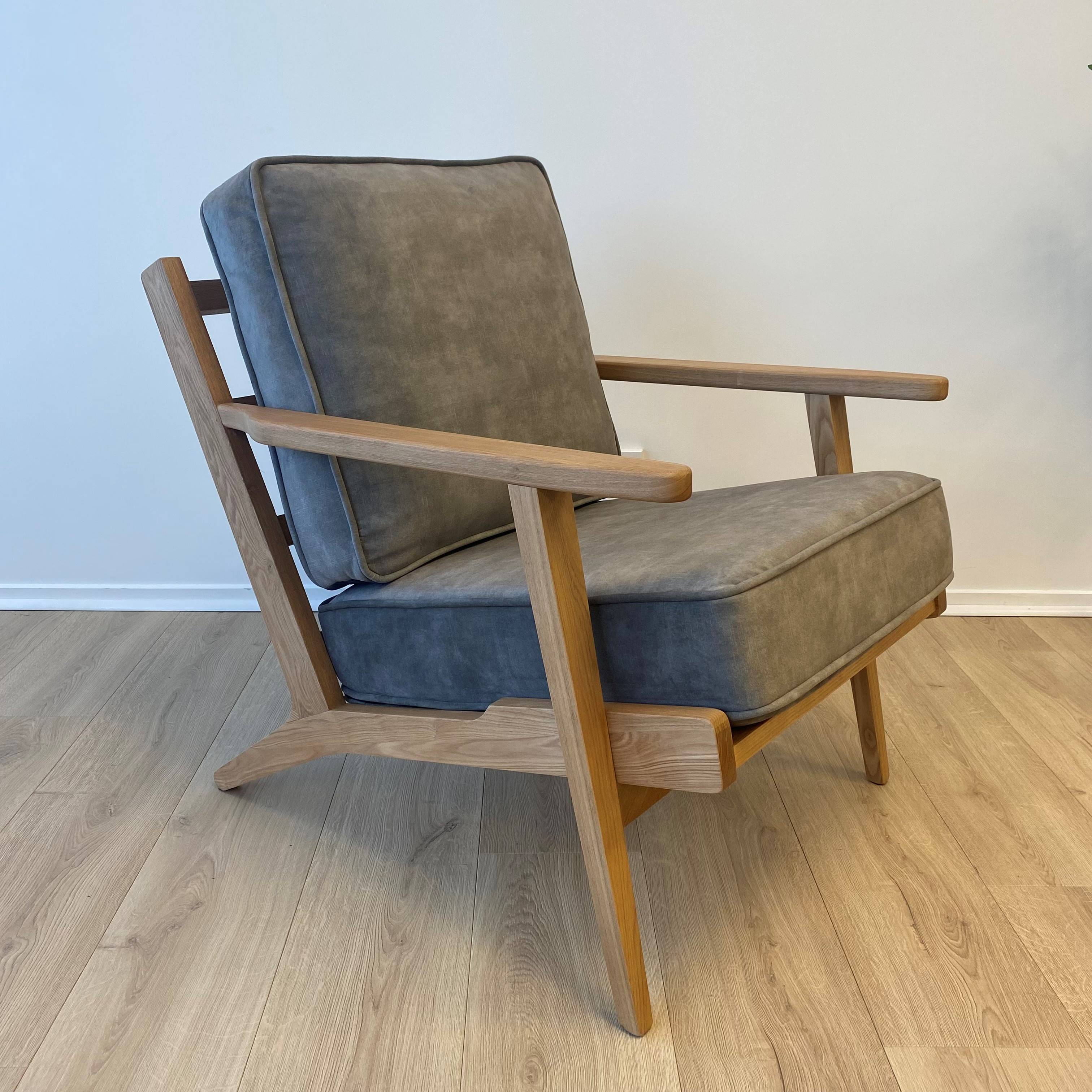 Lodge Armchair - Dried Thyme Fabric, Oak Frame 71x89x78 cm