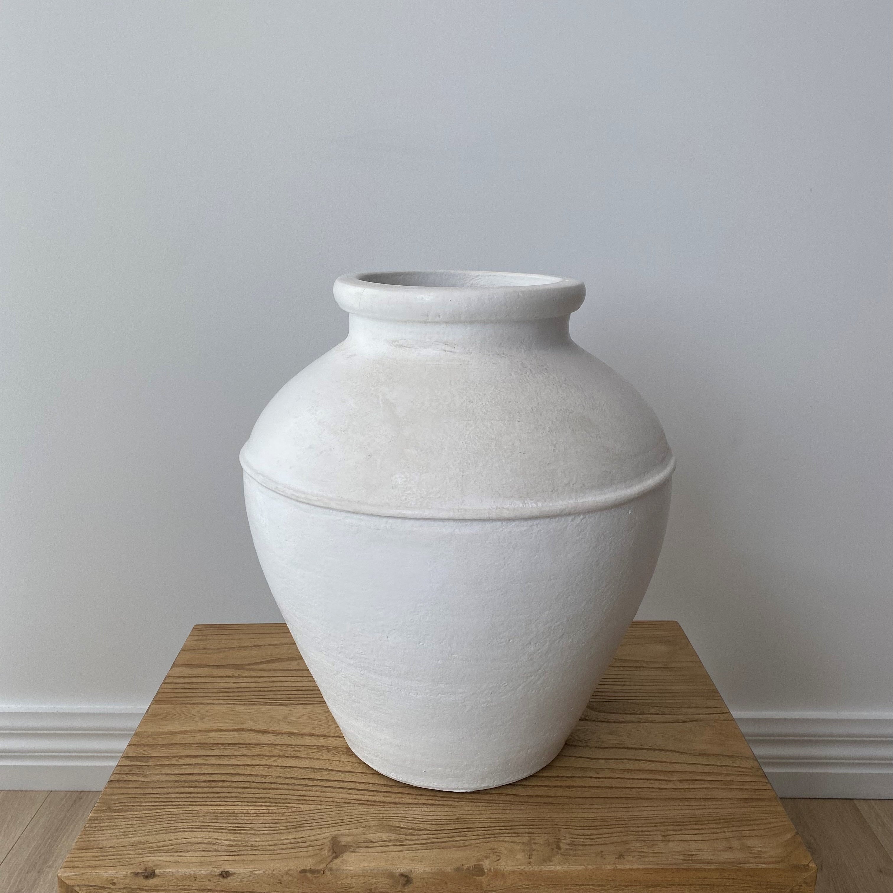 Tuscan Terracotta Jar- White Large 36x40 cm