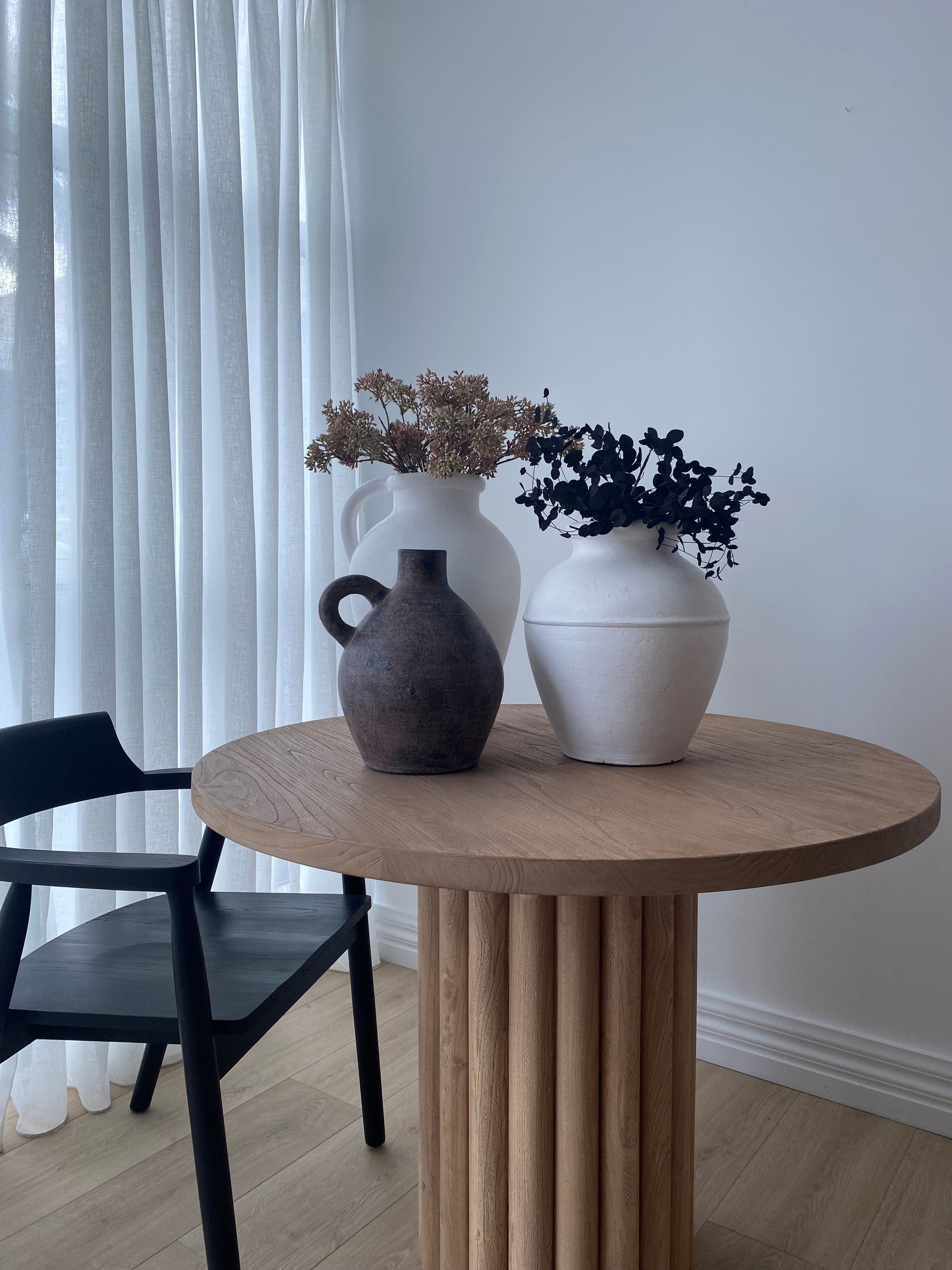 Tuscan Terracotta Jug- White 36x40 cm