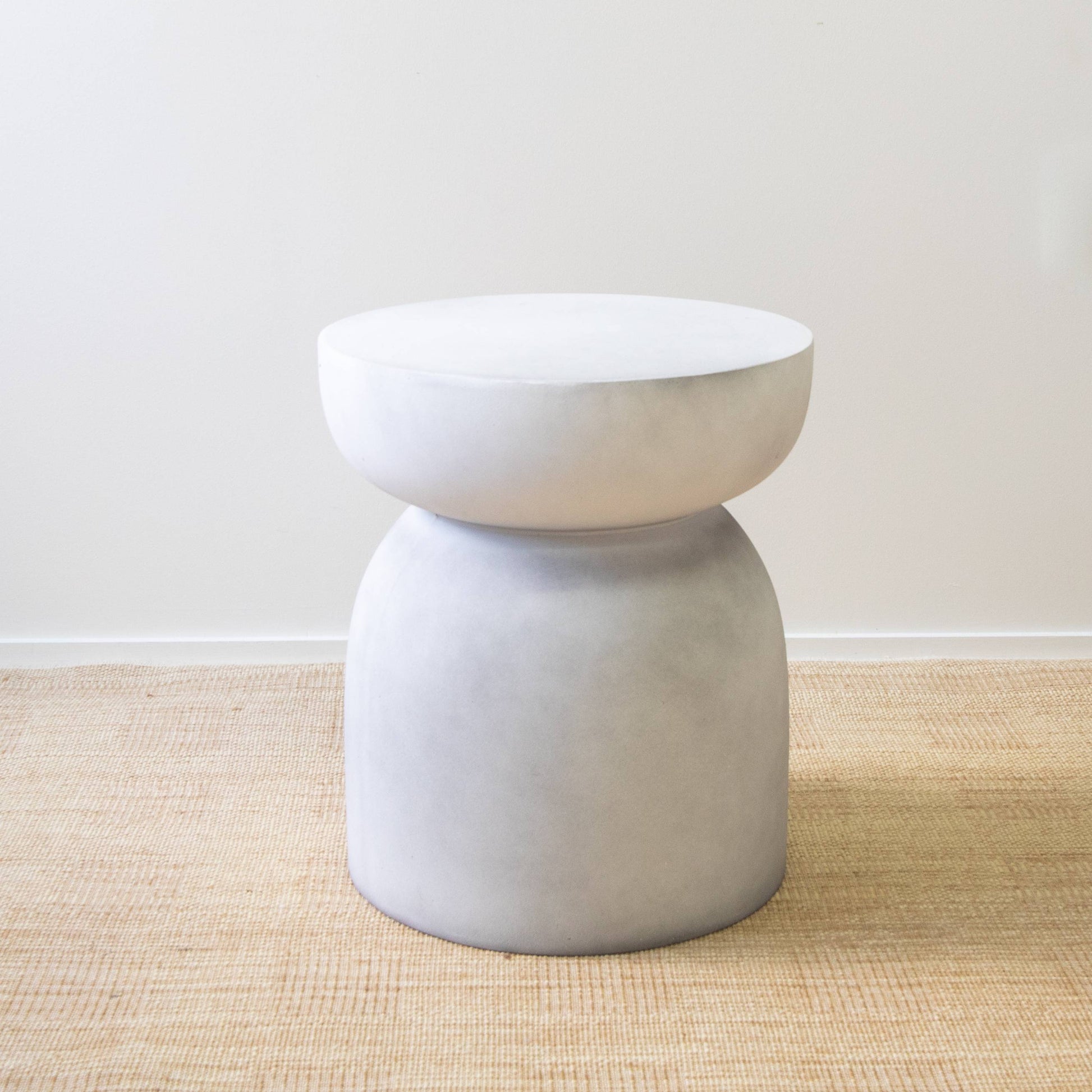 Pedestal Side Table - Stone 37x47 cm