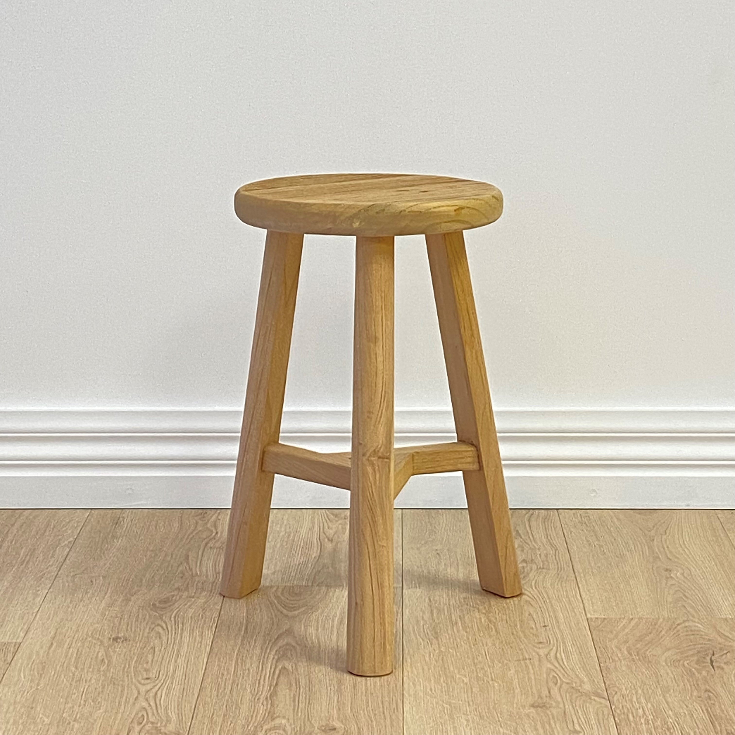 Heritage Elm Round Stool 30x50 cm