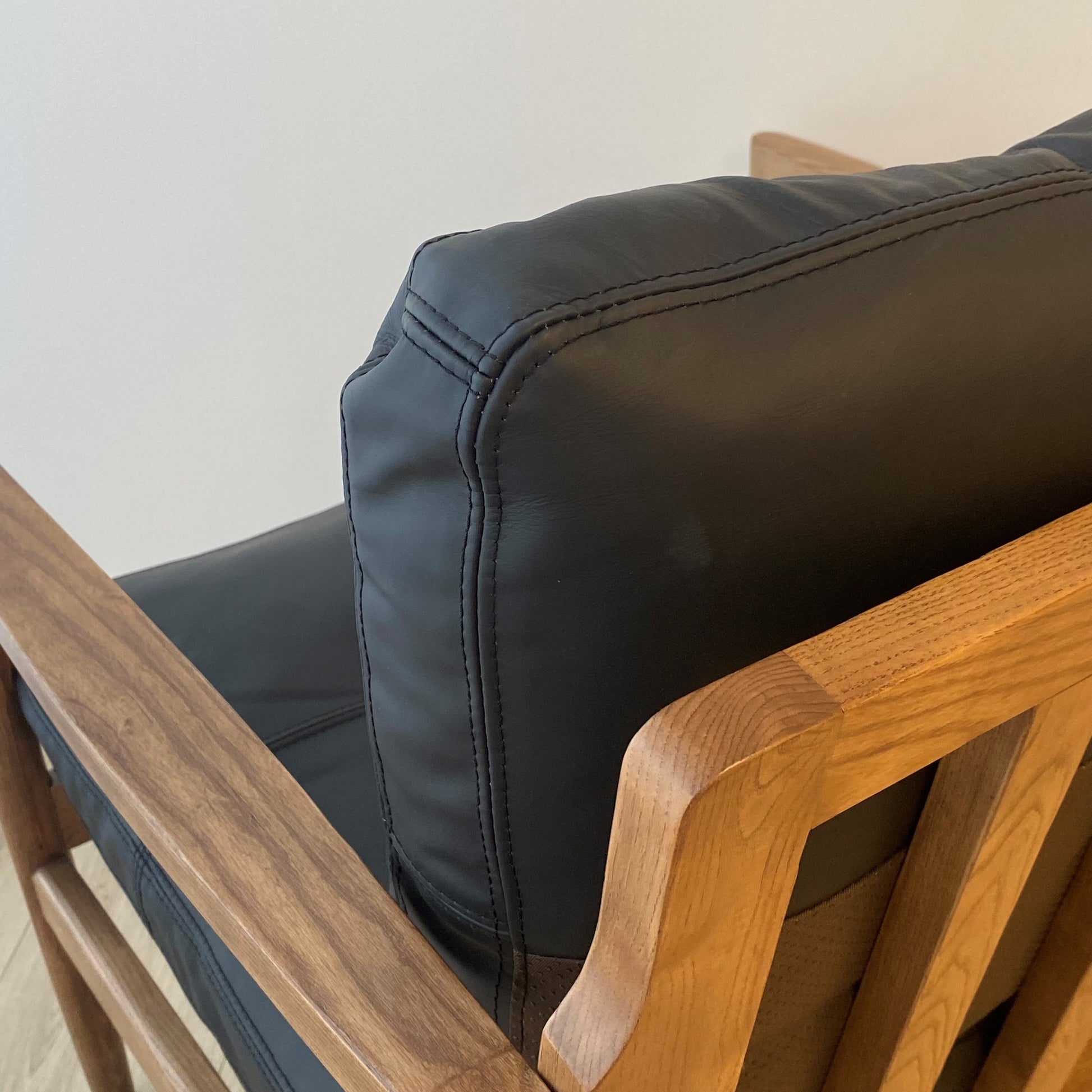 Bailey Leather Chair, Black 67x70x79 cm