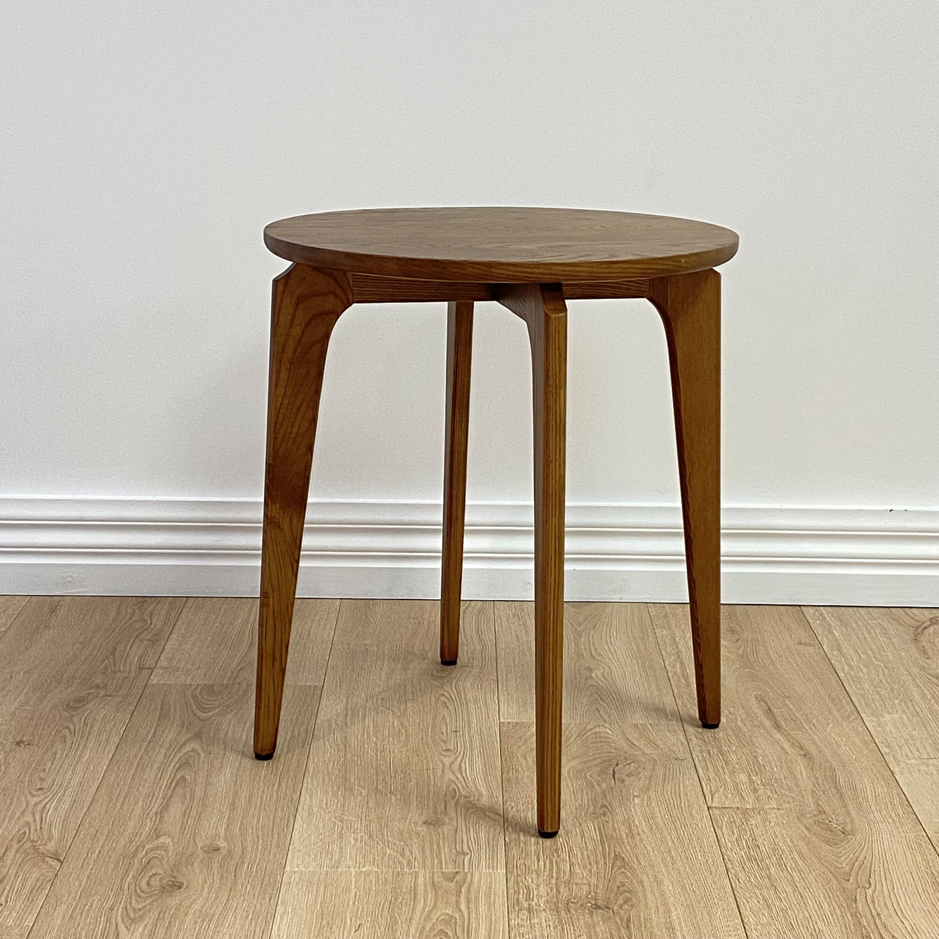 Olson Mid-Century Side Table 50x56 cm