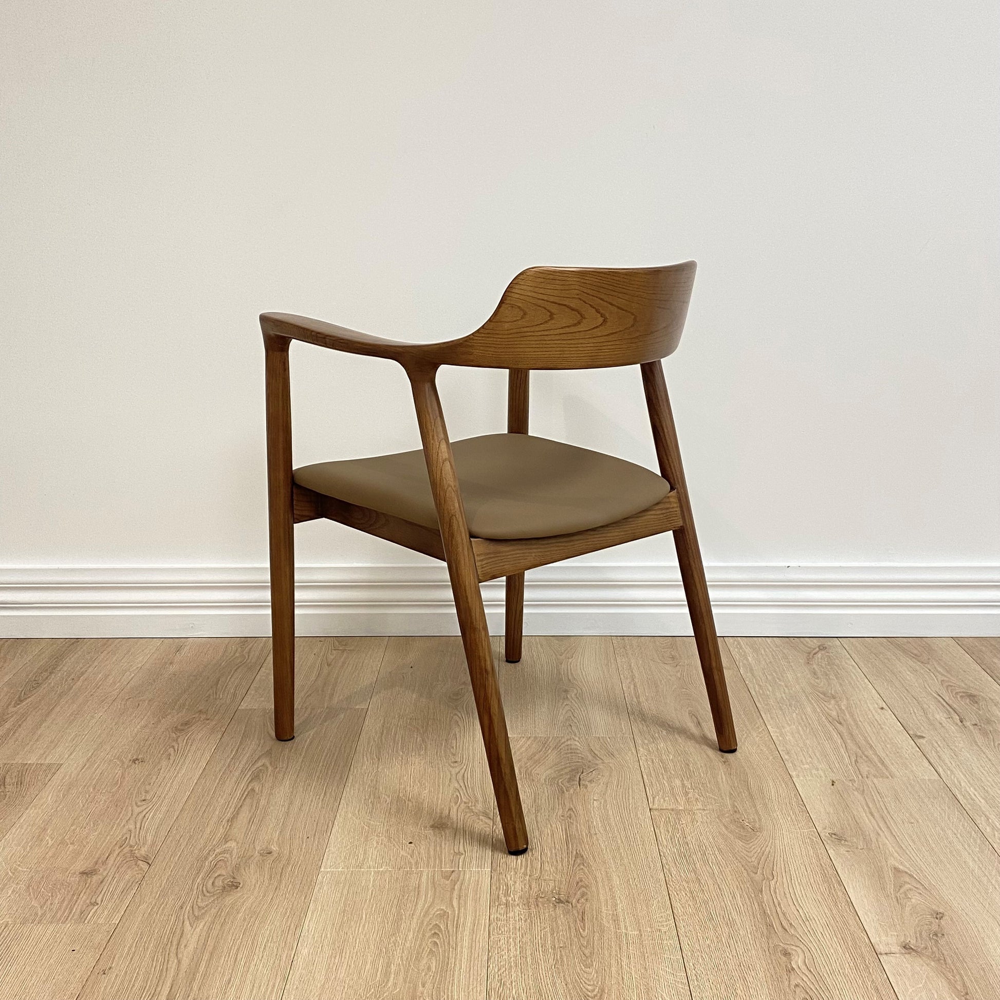 Kinsey Mid-Century Dining Chair 44x58x77 cm