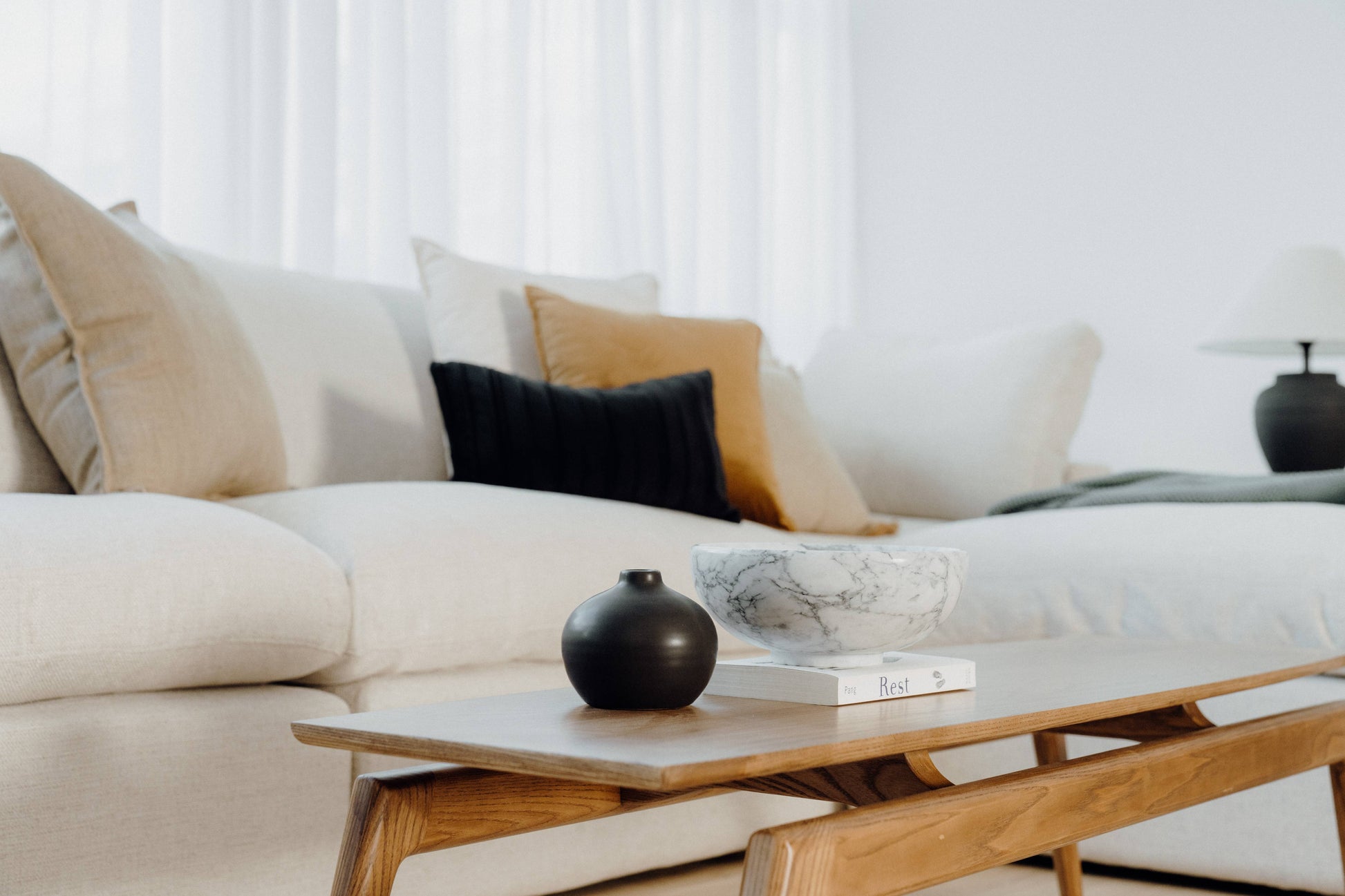 Rizzo Mid-Century Coffee Table 146x40x38 cm