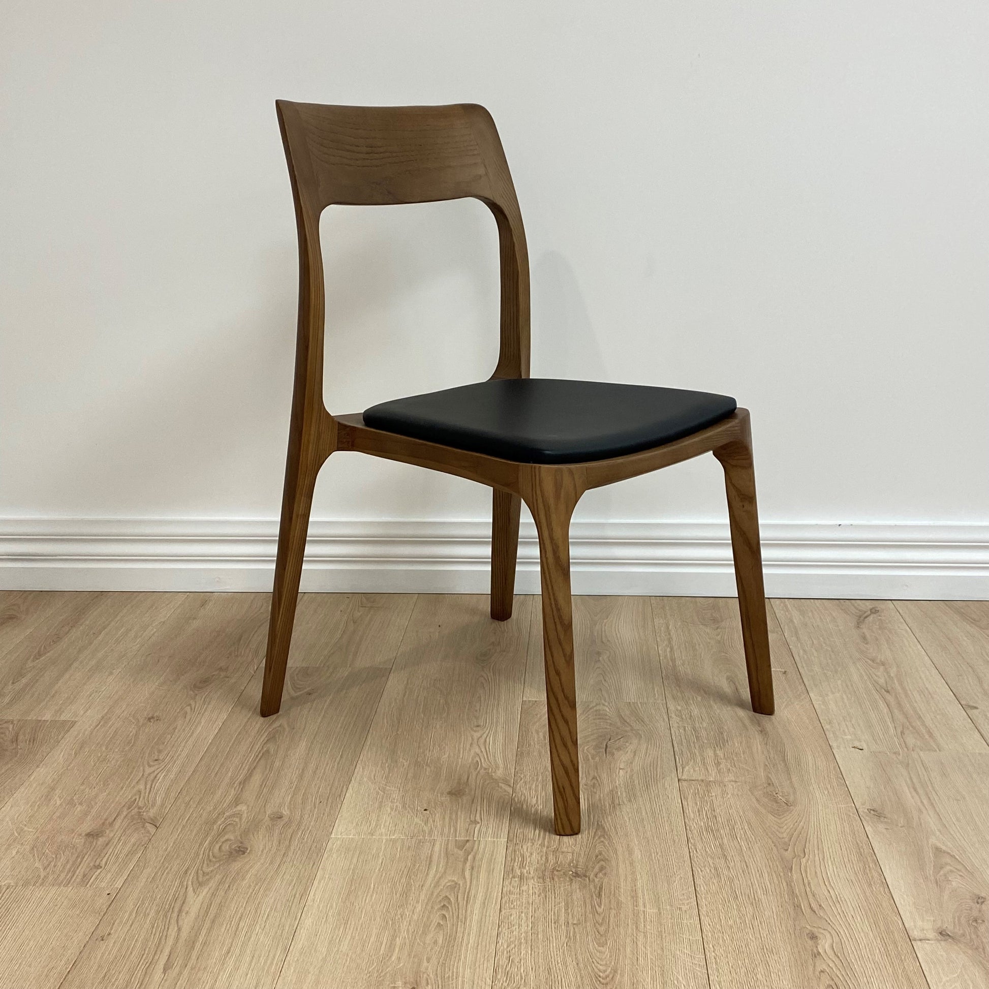 Ashton Leather Dining Chair, Black 46x48x86 cm