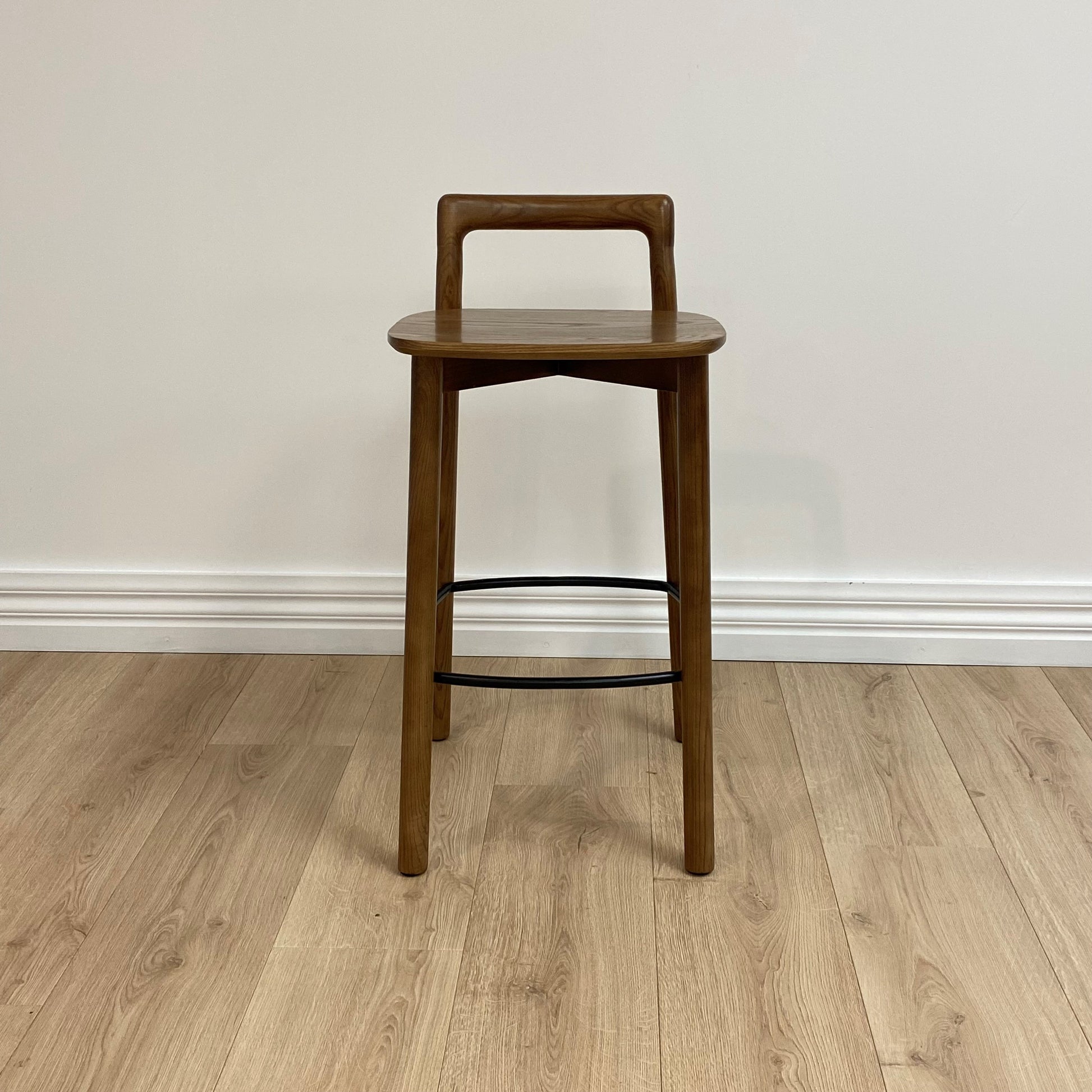 Avery Bar Stool, Walnut 40x39x77 cm