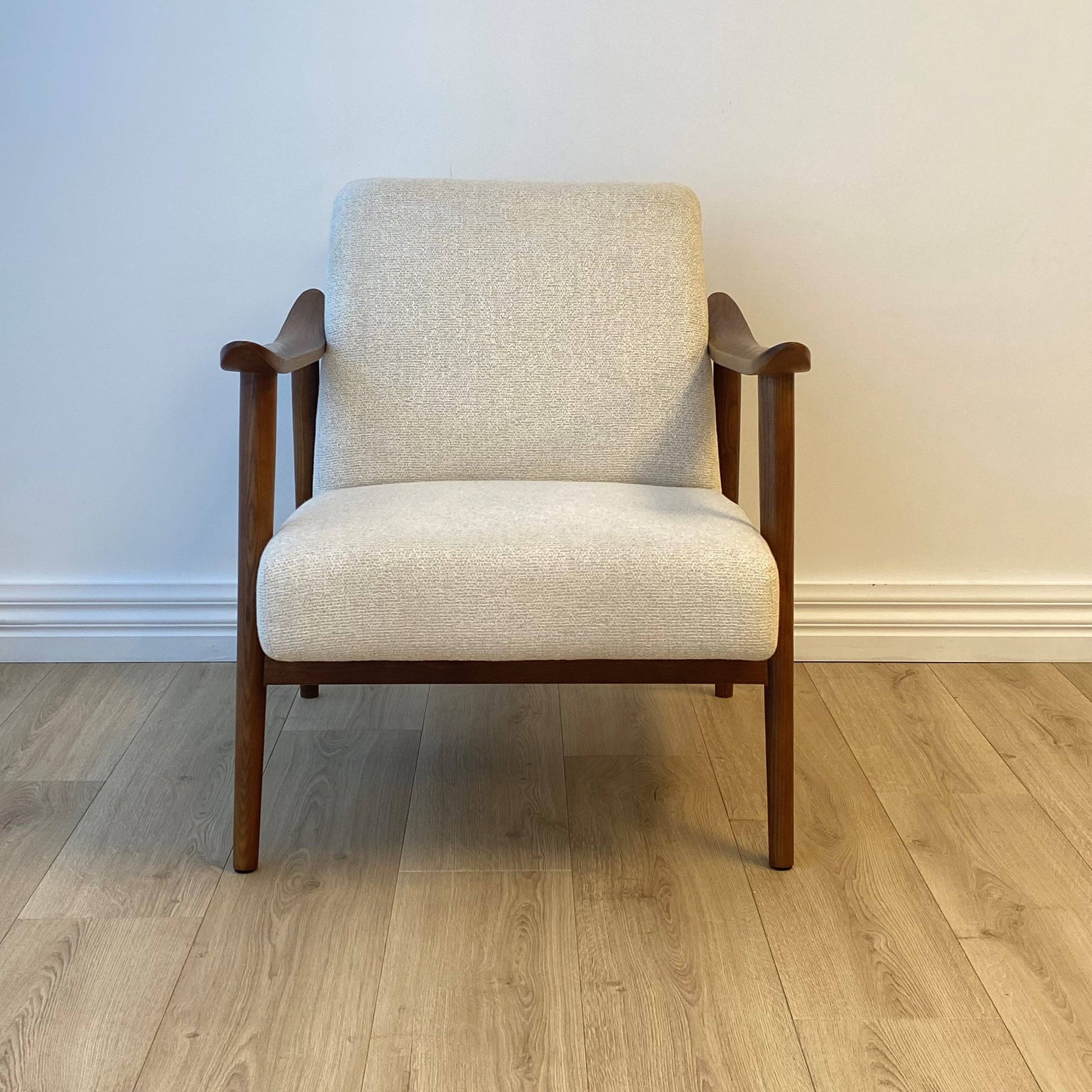 Spencer Mid-Century Chair, Sand 67x73x81 cm
