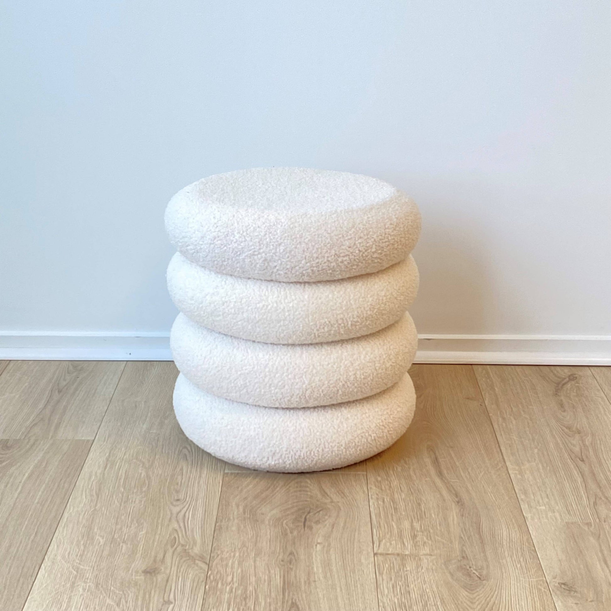 Baxter Ottoman, White 40x40x40 cm