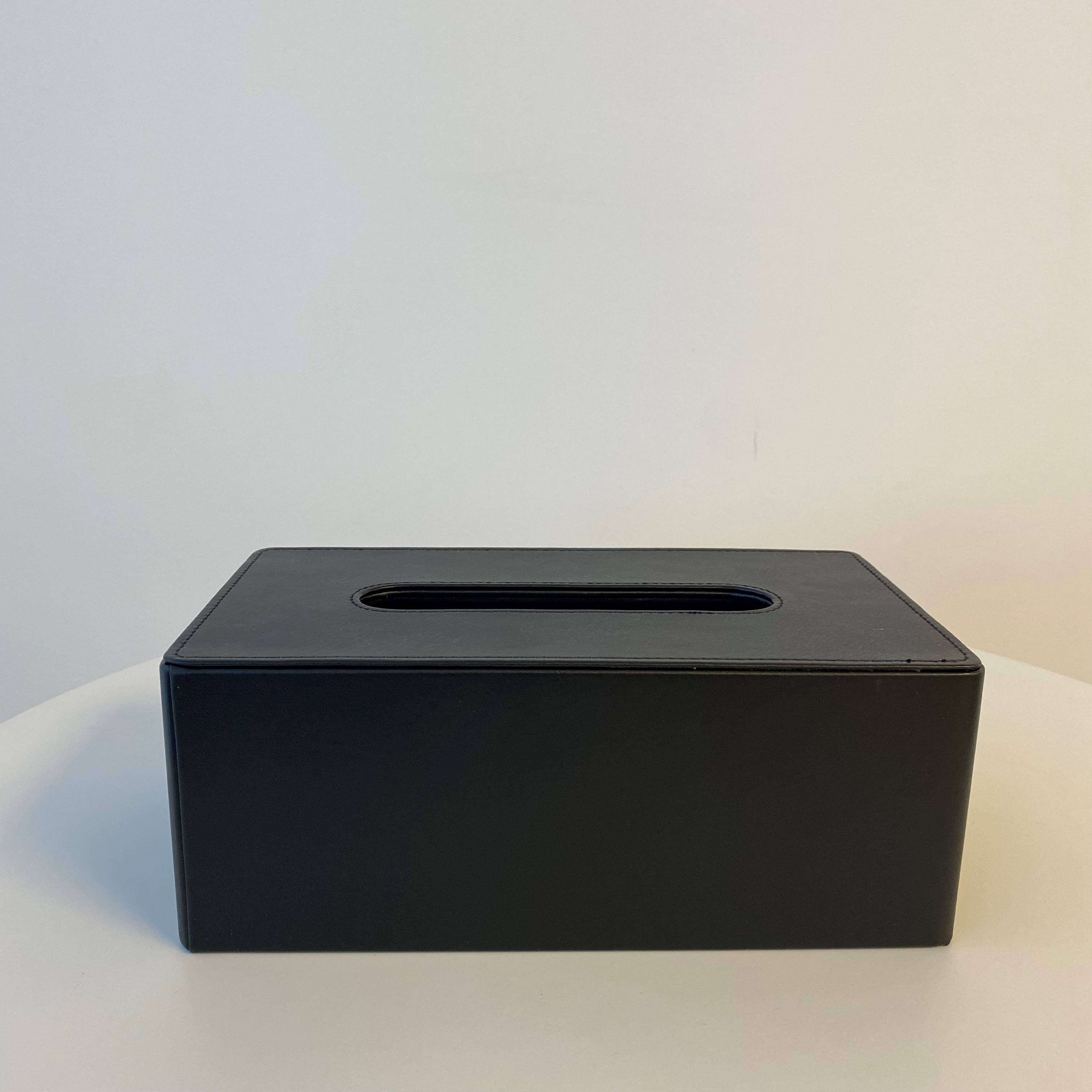 Mika Tissue Box, Black