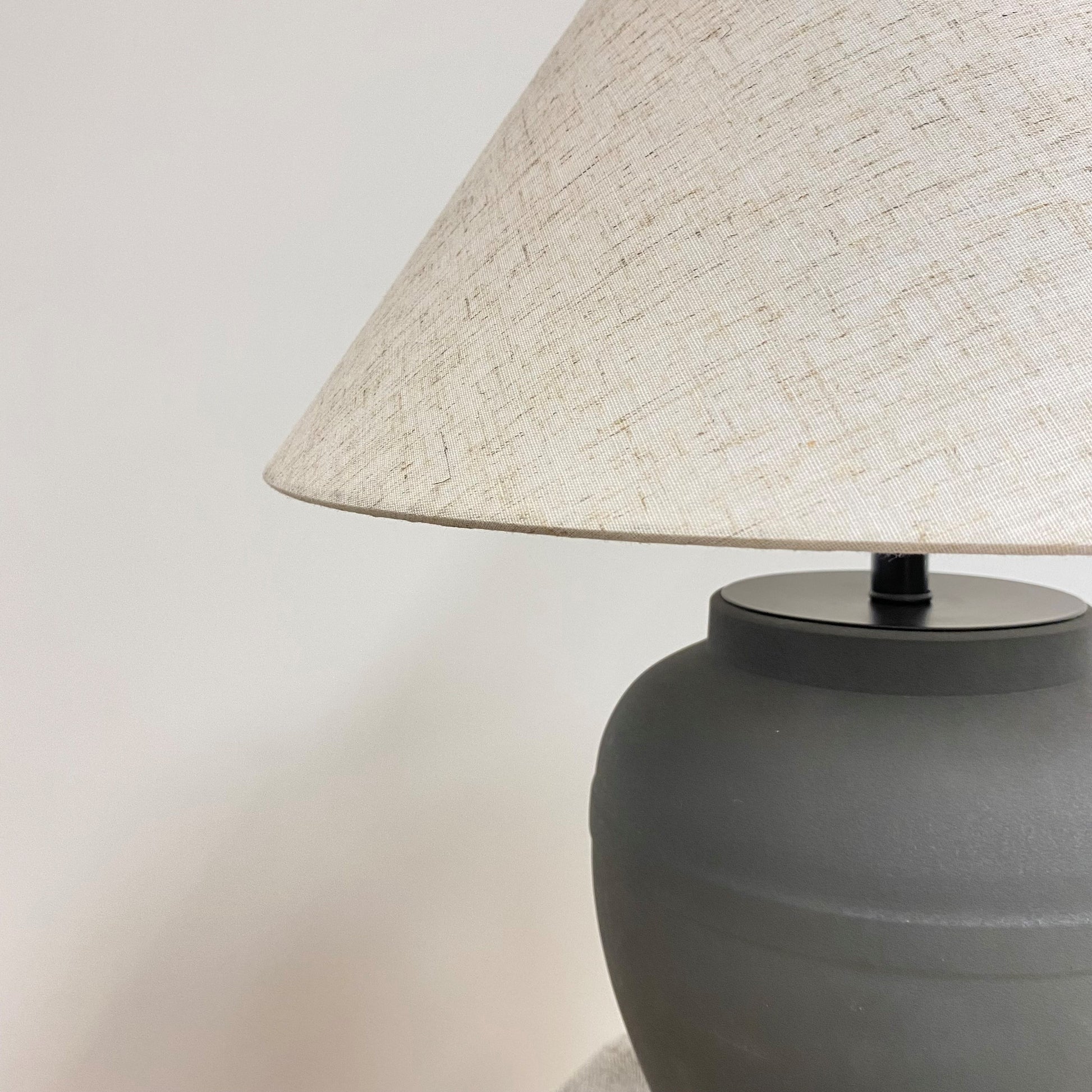Potter Ceramic Table Lamp 42x48 cm