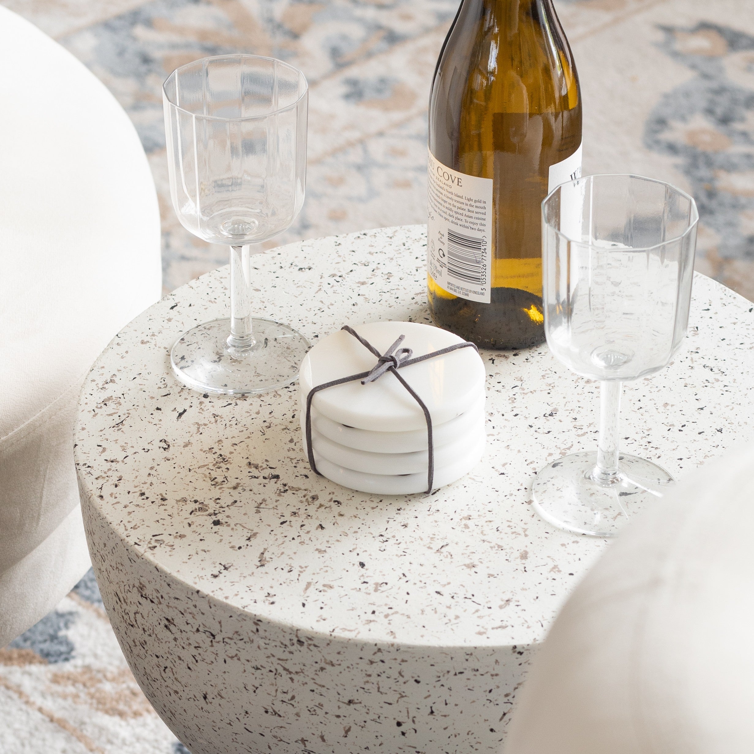 Round Marble Coasters set of 4 White 9x9 cm