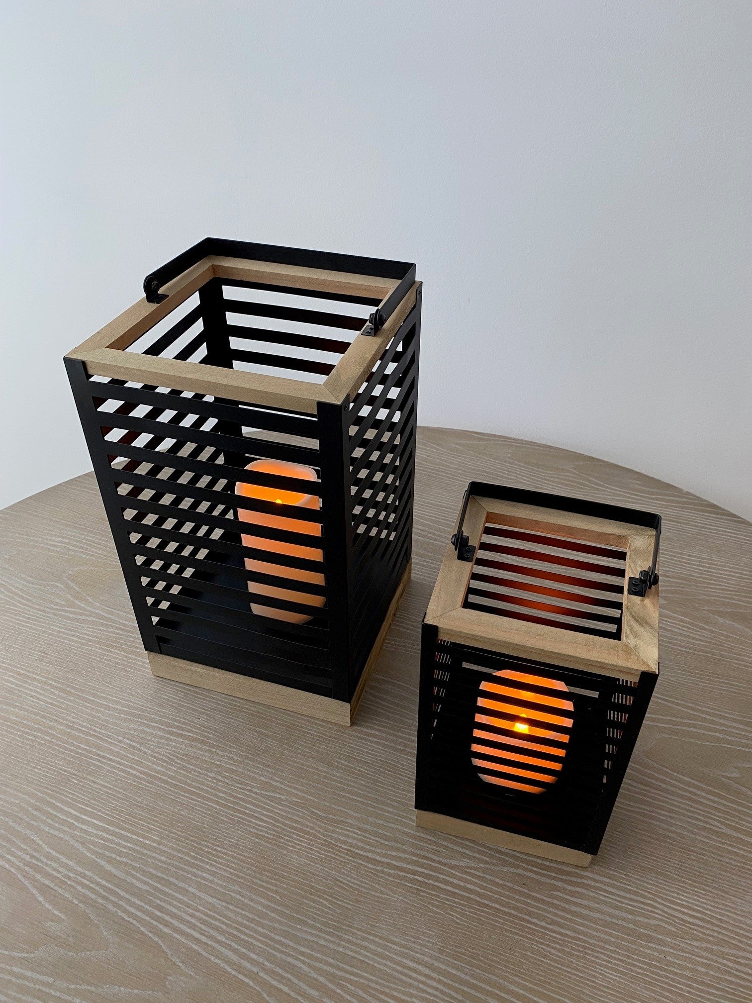 Silhouette Urban Pad Hurricanes, Set 2 20x20x35 / 14x14x25 cm