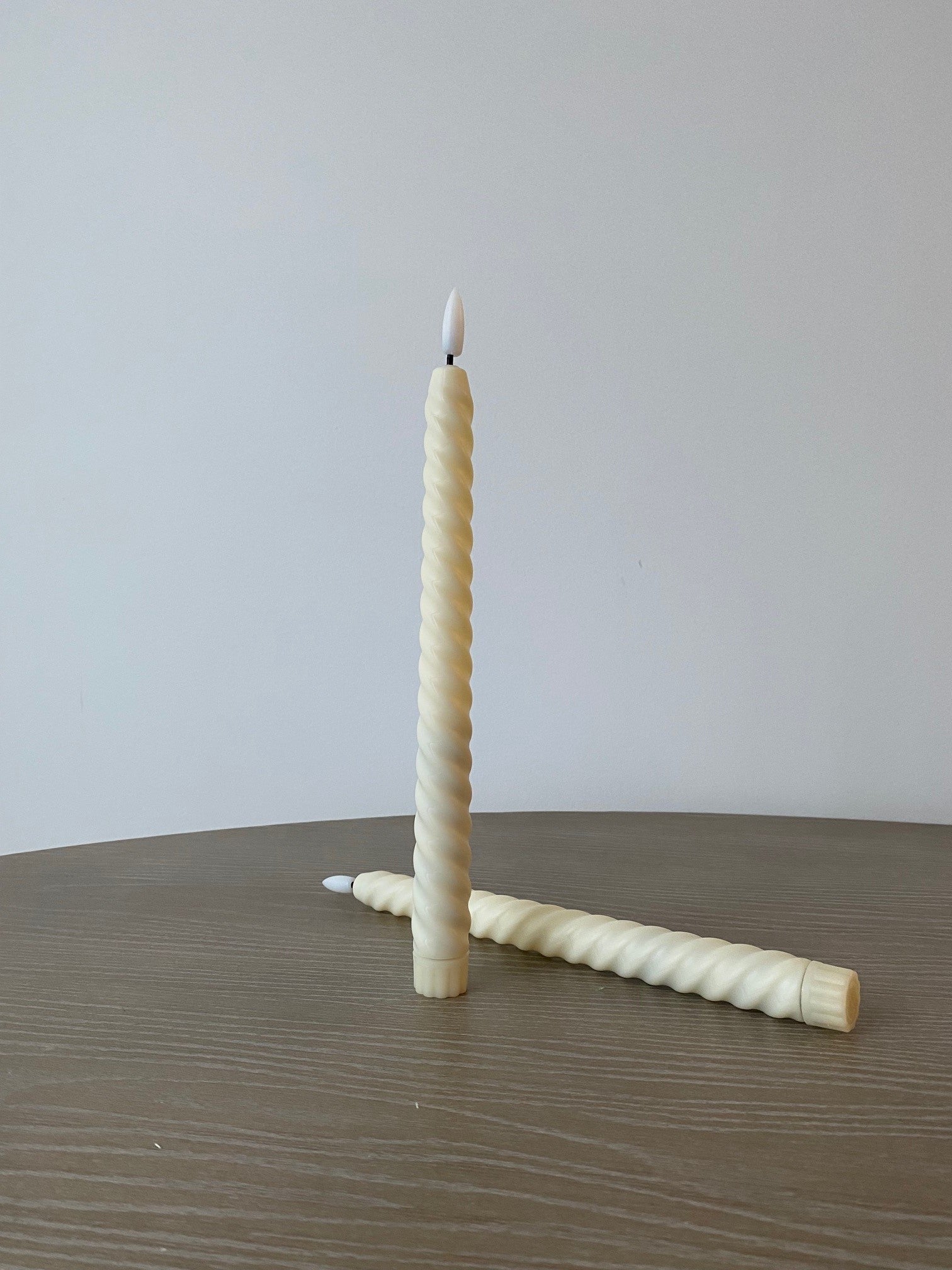 Silhouette LED Taper Candle, Ivory Twist 2x25.5 cm