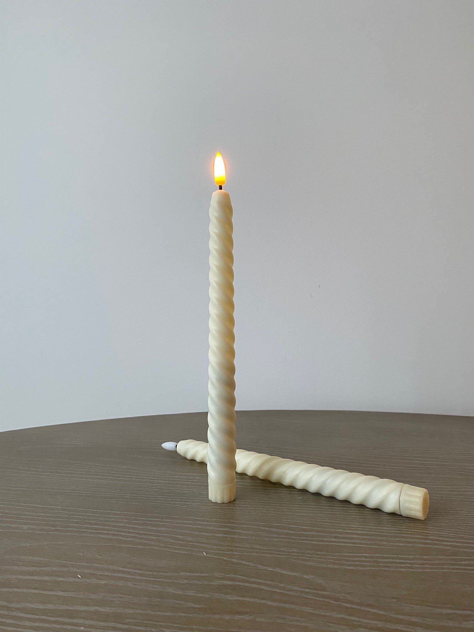 Silhouette LED Taper Candle, Ivory Twist 2x25.5 cm