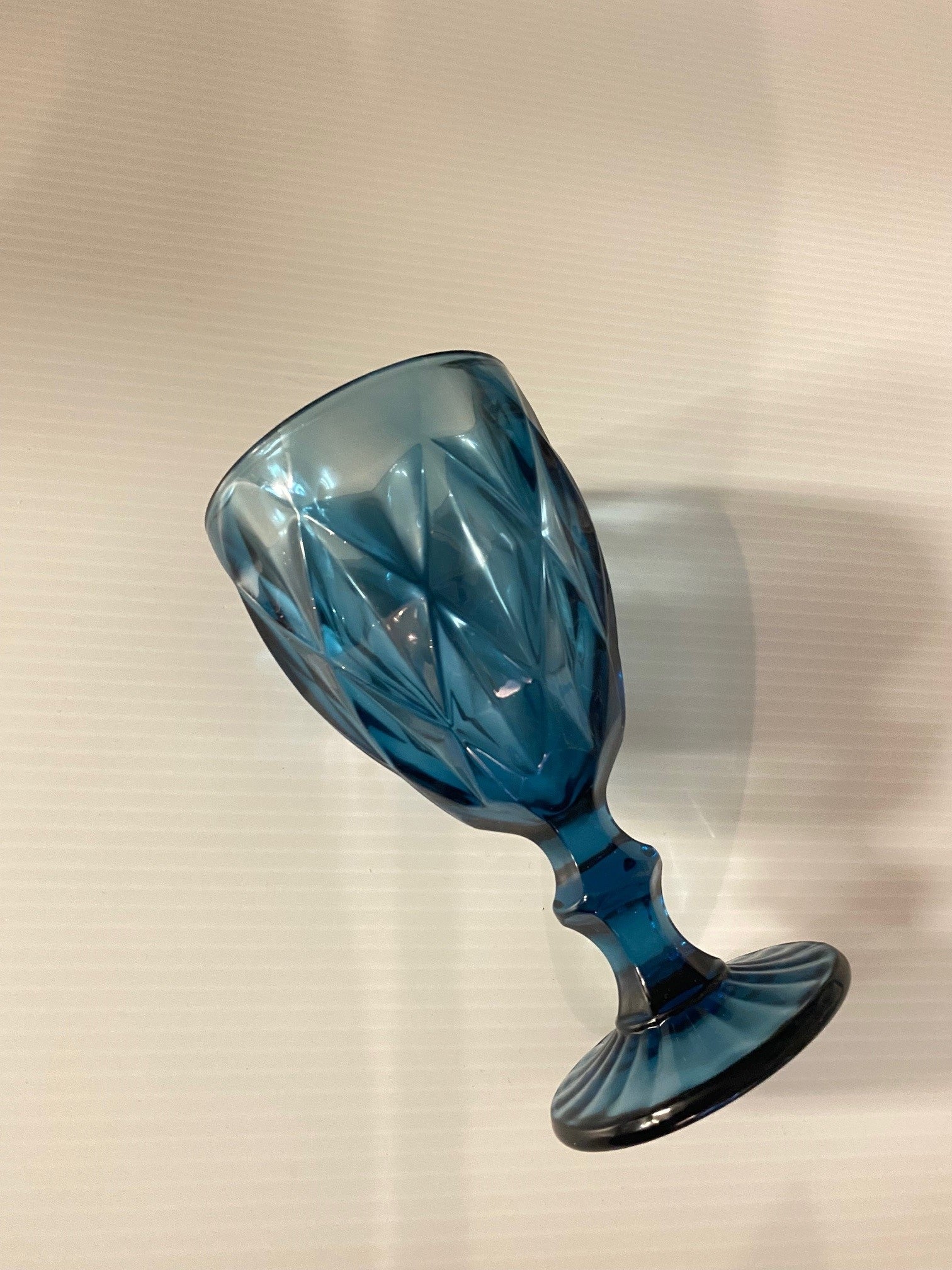 Velis Coloured Glass Goblet, Blueberry 8.8x16.8 cm