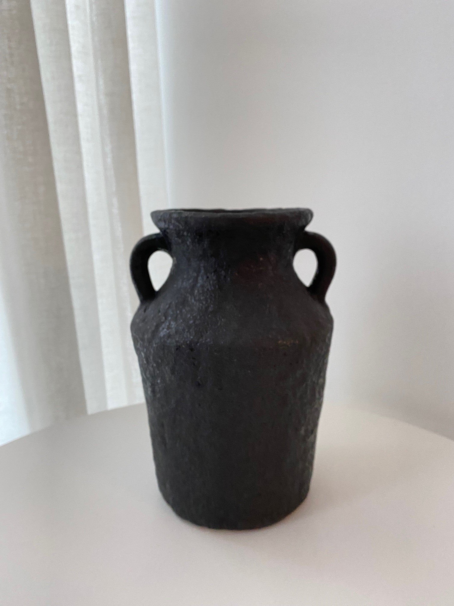Petros Stone Vase, Black 17x25 cm