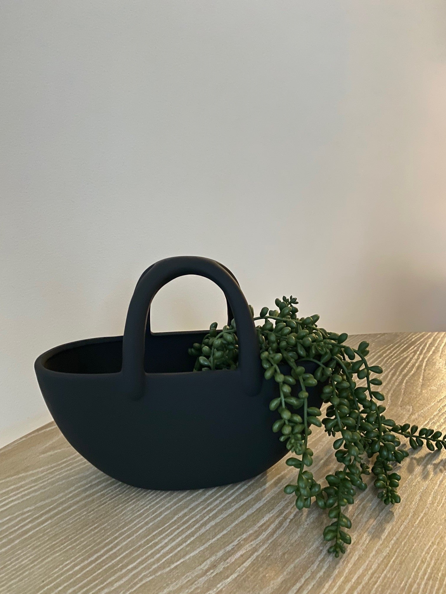 Ceramic Handbag - Small Black 23x9x18.5 cm