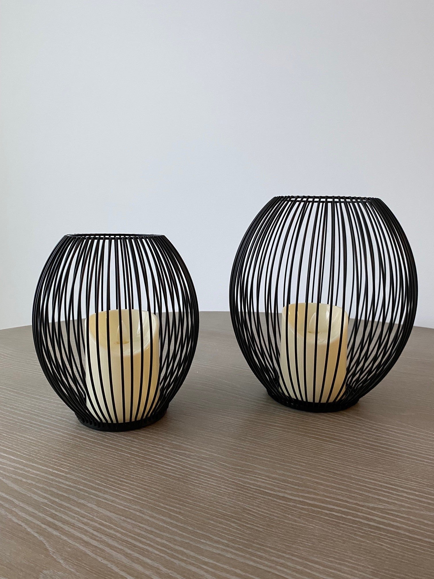 Silhouette Modern Hurricane Large